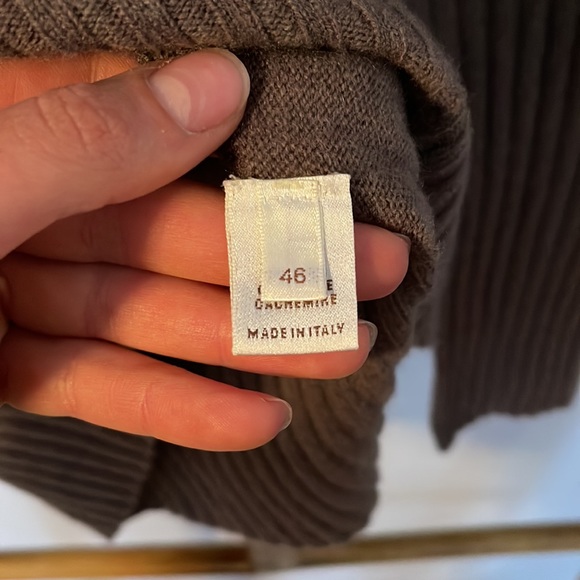 Agnona Cashmere Taupe Sweater - Picture 4 of 6